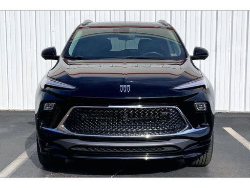 Used 2024 Buick Encore GX Sport Touring w/ Comfort Package image 3