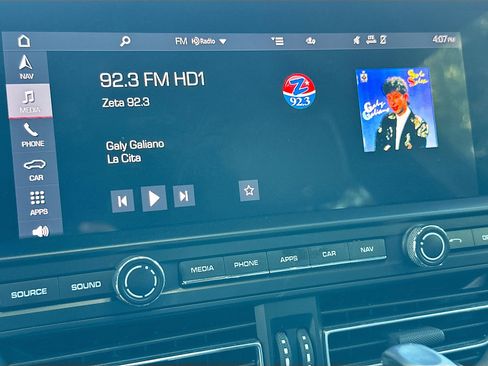 Used 2021 Porsche Macan S image 15