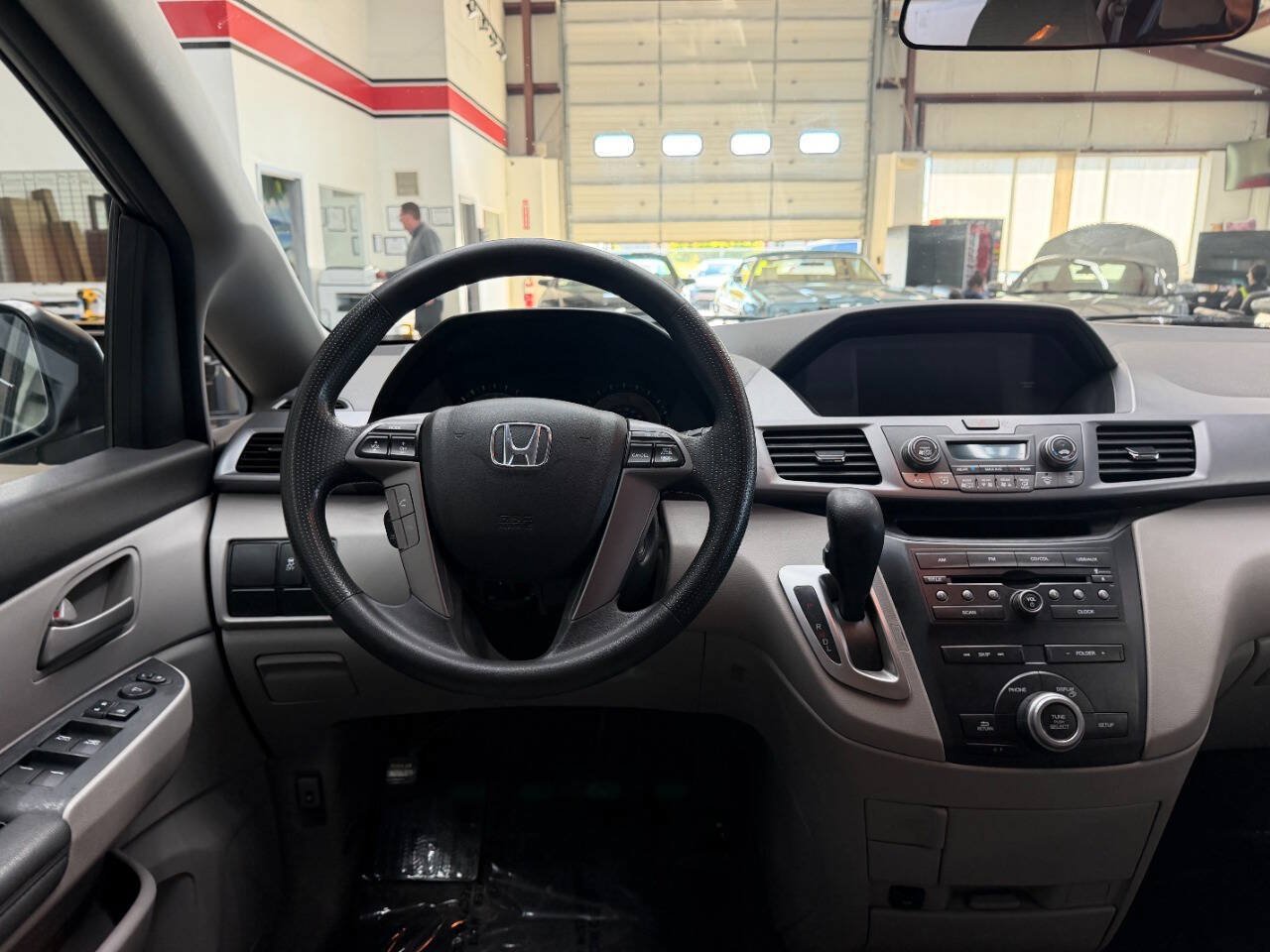 Used 2013 Honda Odyssey LX image 20
