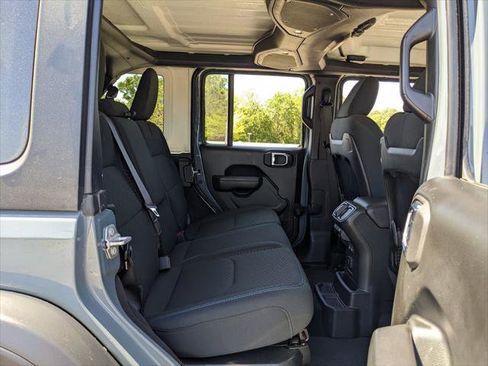 Certified 2025 Jeep Wrangler Unlimited Rubicon 4xe w/ Safety Group image 47