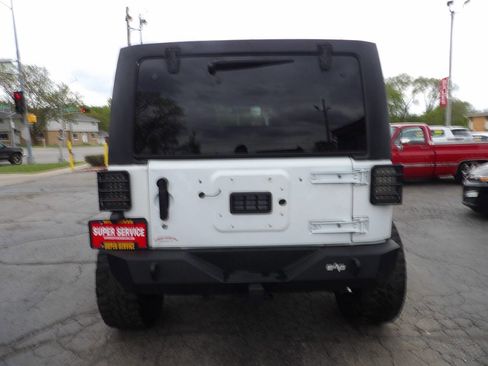 Used 2015 Jeep Wrangler Unlimited Sport w/ Quick Order Package 24S AWD/4WD image 4