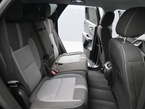 Used 2025 Chevrolet Blazer LT FWD image 24