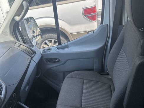 Used 2018 Ford Transit 350 XLT RWD image 9