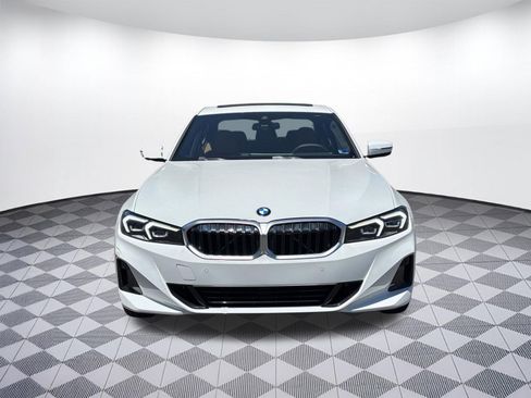 Certified 2025 BMW 330i xDrive Sedan w/ Premium Package AWD/4WD image 6