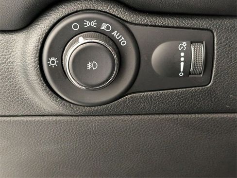 Used 2023 Dodge Durango GT image 16