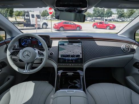 Certified 2023 Mercedes-Benz EQE 350+ 4MATIC Sedan image 17