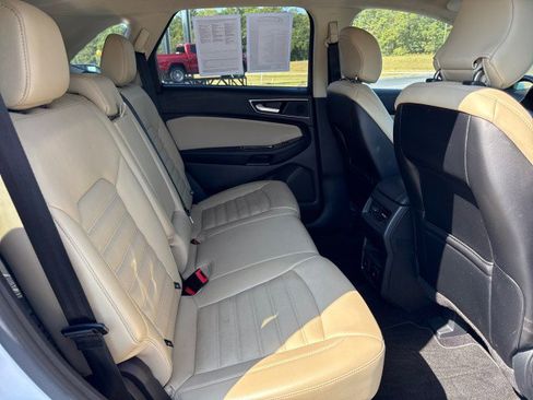 Used 2015 Ford Edge SEL w/ Equipment Group 201A image 14