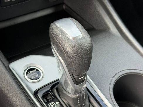 Used 2025 Nissan Altima 2.5 SV FWD image 20