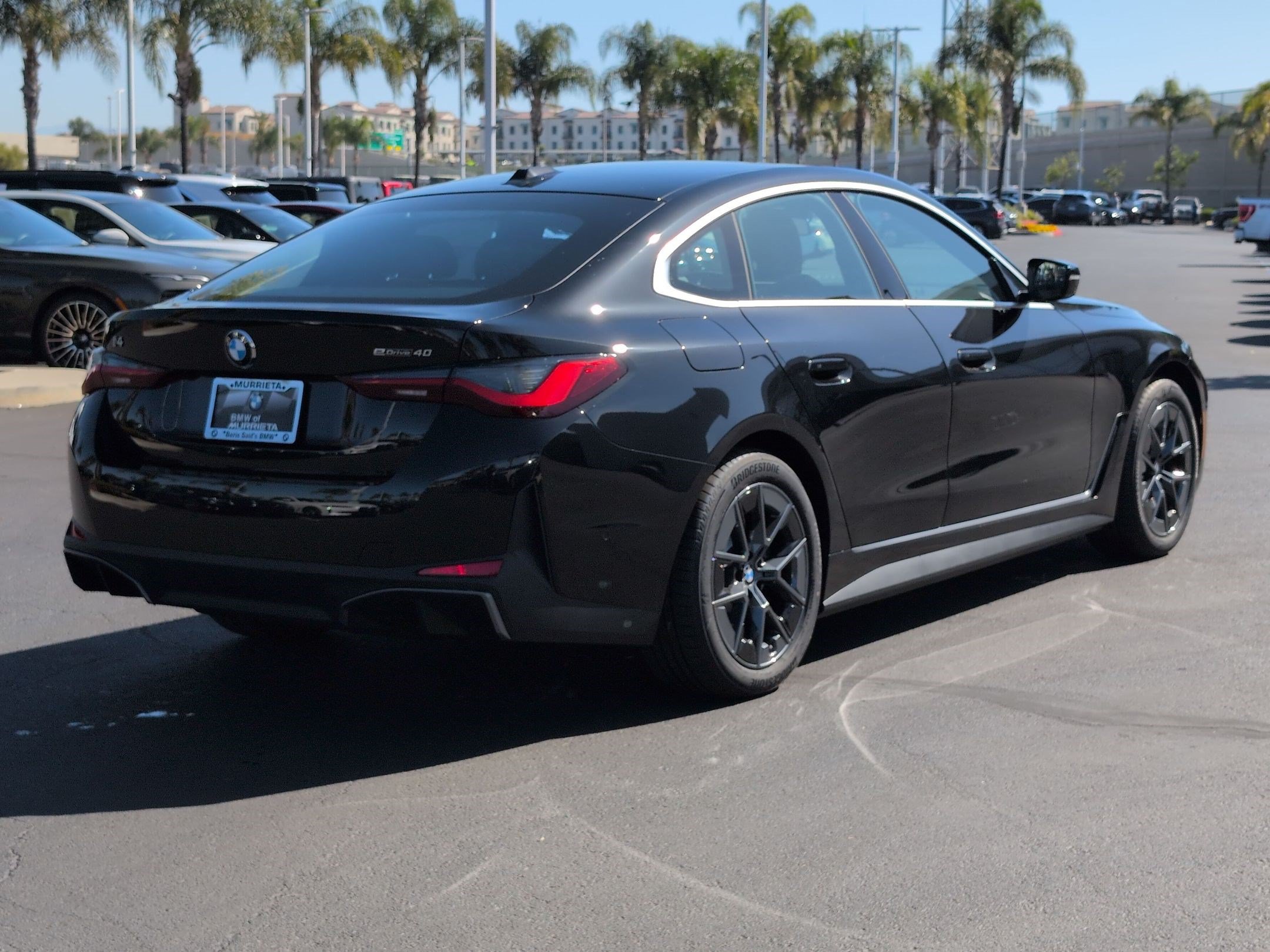 New 2026 BMW i4 eDrive40 w/ Parking Assistance Package RWD image 10