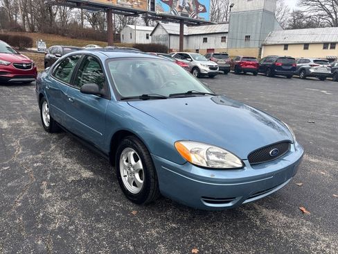 Used 2007 Ford Taurus SE image 4