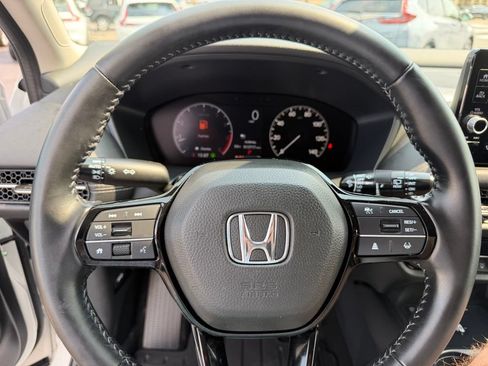 Used 2025 Honda HR-V EX-L image 16