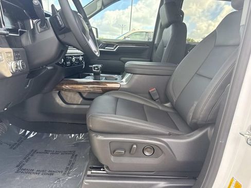 New 2026 GMC Sierra 1500 Elevation w/ Elevation Premium Package AWD/4WD image 16
