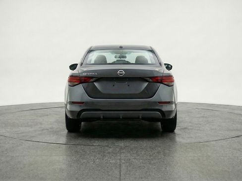 Used 2025 Nissan Sentra SV image 7