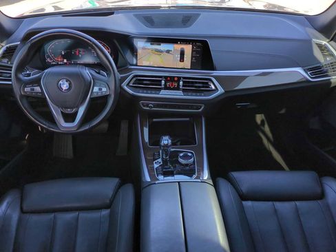 Used 2022 BMW X5 xDrive40i w/ Executive Package image 21
