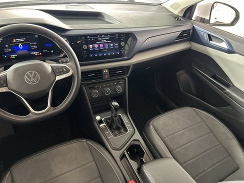 Used 2022 Volkswagen Taos SE FWD image 23