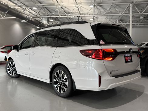 New 2026 Honda Odyssey Elite image 20