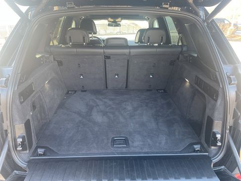 Used 2025 BMW X5 xDrive40i w/ Climate Comfort Package image 10