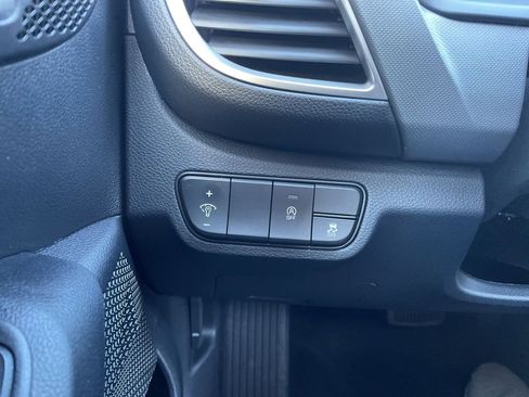 New 2026 Kia Seltos LX image 23