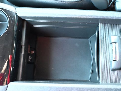 Used 2017 Honda Pilot Touring image 18