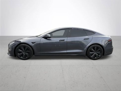 Used 2022 Tesla Model S image 9