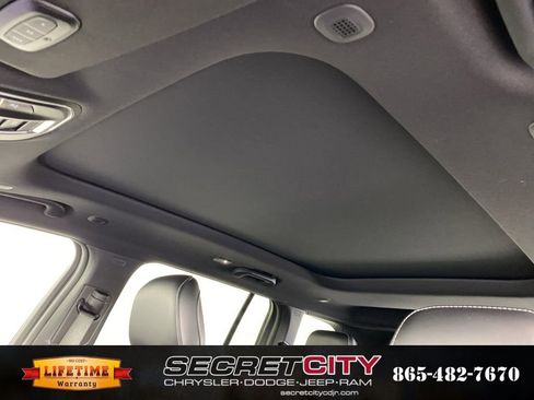 New 2026 Jeep Grand Cherokee Limited image 28