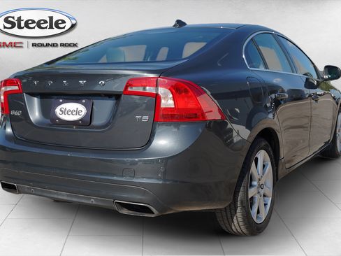 Used 2016 Volvo S60 T5 Premier w/ Convenience Package FWD image 5