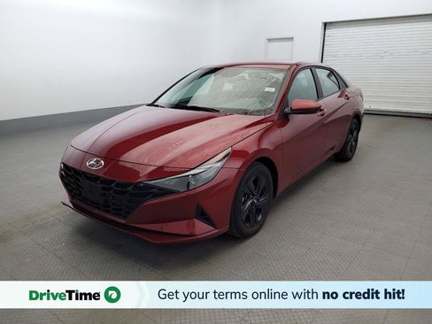 Used 2023 Hyundai Elantra SEL w/ Cargo Package FWD image 1
