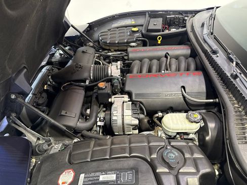 Used 1999 Chevrolet Corvette Convertible w/ Memory Pkg RWD image 31