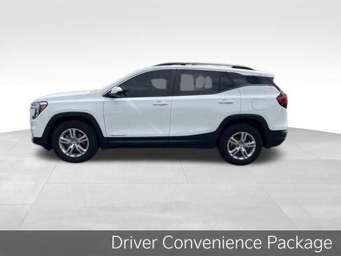 Used 2023 GMC Terrain SLE w/ Driver Convenience Package AWD/4WD image 4