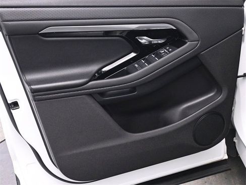 Used 2021 Land Rover Range Rover Evoque S image 9