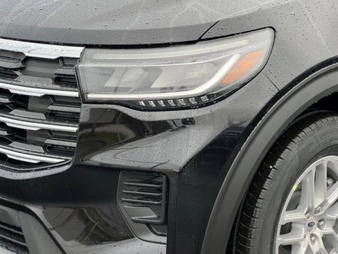 New 2026 Ford Explorer Active image 11