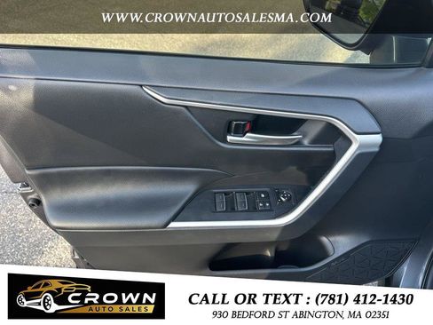 Used 2023 Toyota RAV4 XLE AWD/4WD image 8