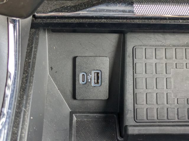 Used 2022 Ford F150 Lariat AWD/4WD image 31