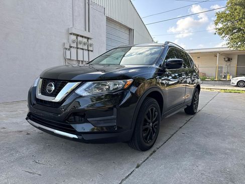 Used 2020 Nissan Rogue SV AWD/4WD image 9