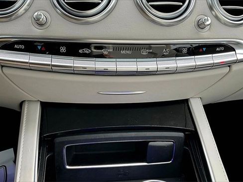 Used 2018 Mercedes-Benz S 560 4MATIC Coupe image 18