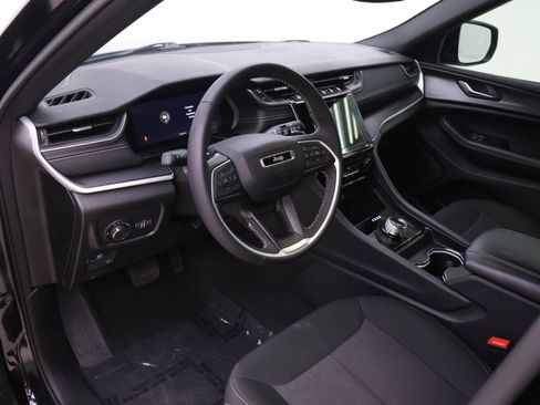 Used 2024 Jeep Grand Cherokee L Laredo w/ Trailer Tow Package image 3