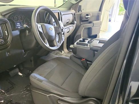 Used 2019 Chevrolet Silverado 1500 Custom w/ Custom Value Package AWD/4WD image 22