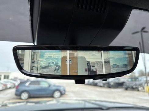 Certified 2024 GMC Sierra 2500 Denali Ultimate image 33