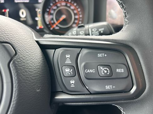 Used 2026 Jeep Wrangler Sport S image 26