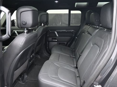 Used 2024 Land Rover Defender 110 Carpathian Edition image 17