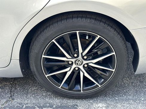 Used 2021 Toyota Camry SE image 29