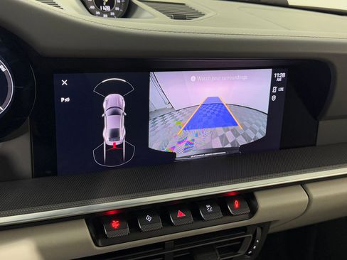 Used 2022 Porsche 911 Turbo image 22