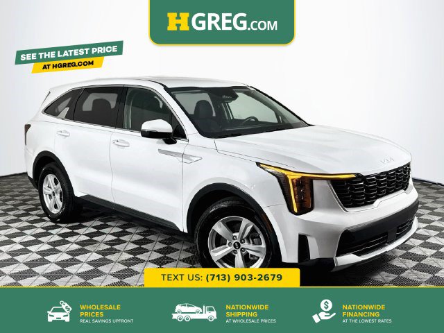 Used 2024 Kia Sorento LX FWD image 1