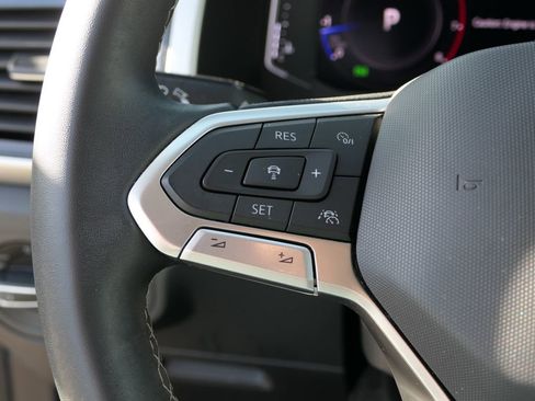 Used 2022 Volkswagen Atlas SEL image 15