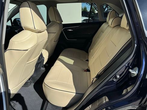 Used 2024 Toyota RAV4 XLE w/ Convenience Package image 13