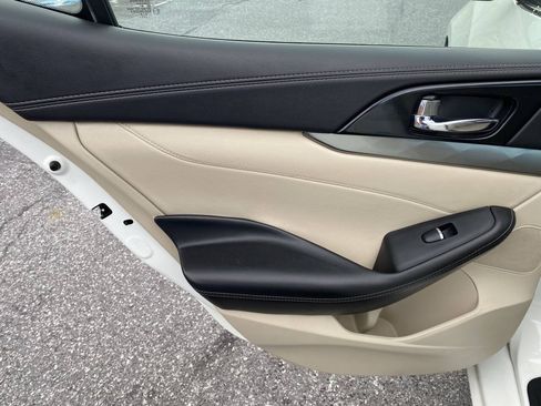 Used 2020 Nissan Maxima 3.5 SV w/ Floor Mat Group FWD image 14