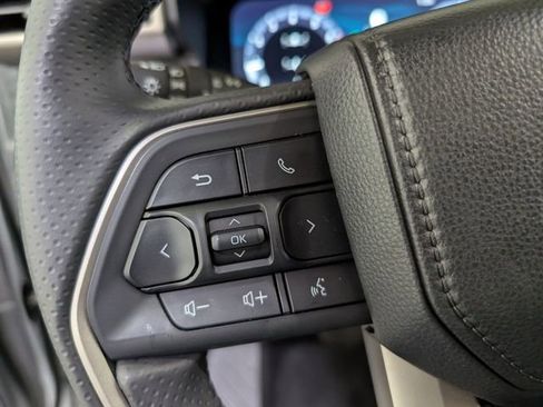 Used 2025 Toyota 4Runner TRD Off-Road Premium AWD/4WD image 19