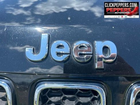 Used 2020 Jeep Compass Limited AWD/4WD image 24
