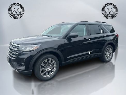 New 2026 Ford Explorer Active w/ Active Comfort Package image 1