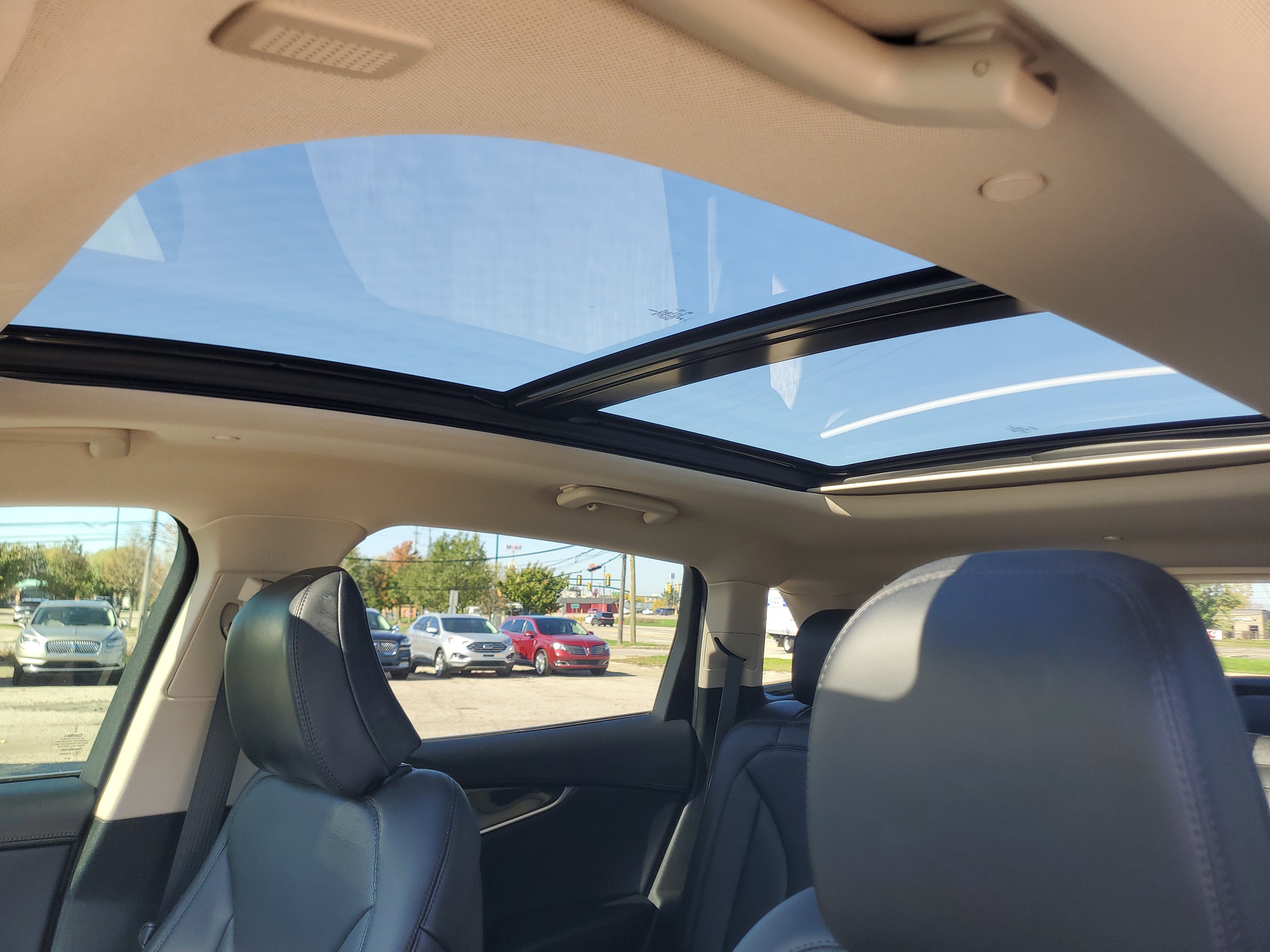 Certified 2023 Lincoln Nautilus Reserve AWD/4WD image 11
